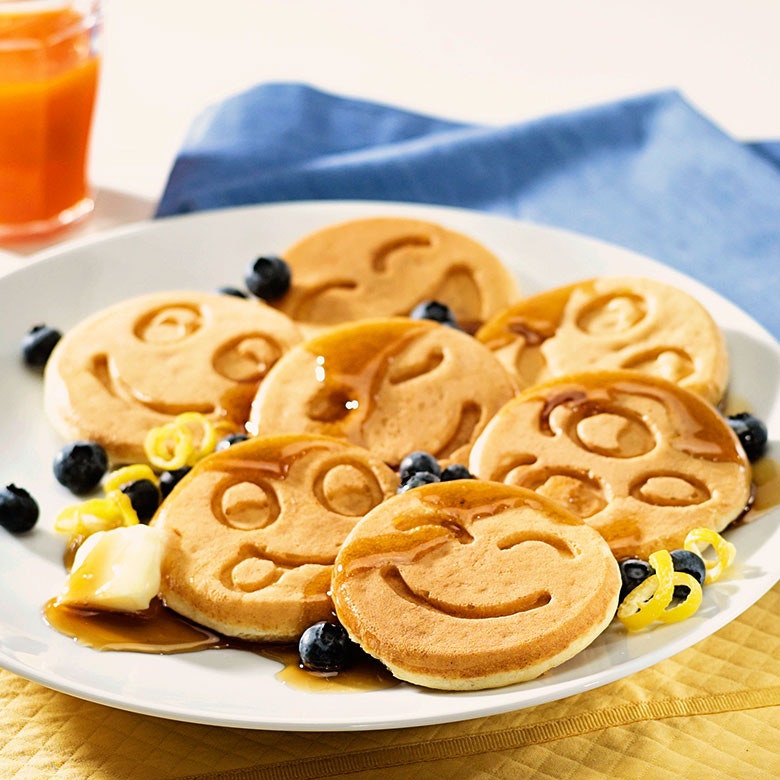  Nordic Ware Smiley Face Pan­cake-Pfanne, 25 Cm